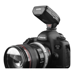 Пульт-радиосинхронизатор Godox Xpro-C TTL для Canon- фото5